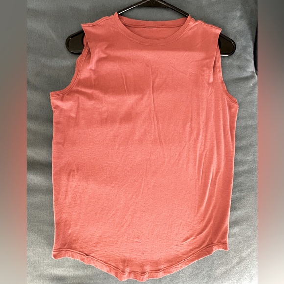 Lululemon Brunswick Muscle Tank
🔅Canyon Rock🔅 - Picture 1 of 4